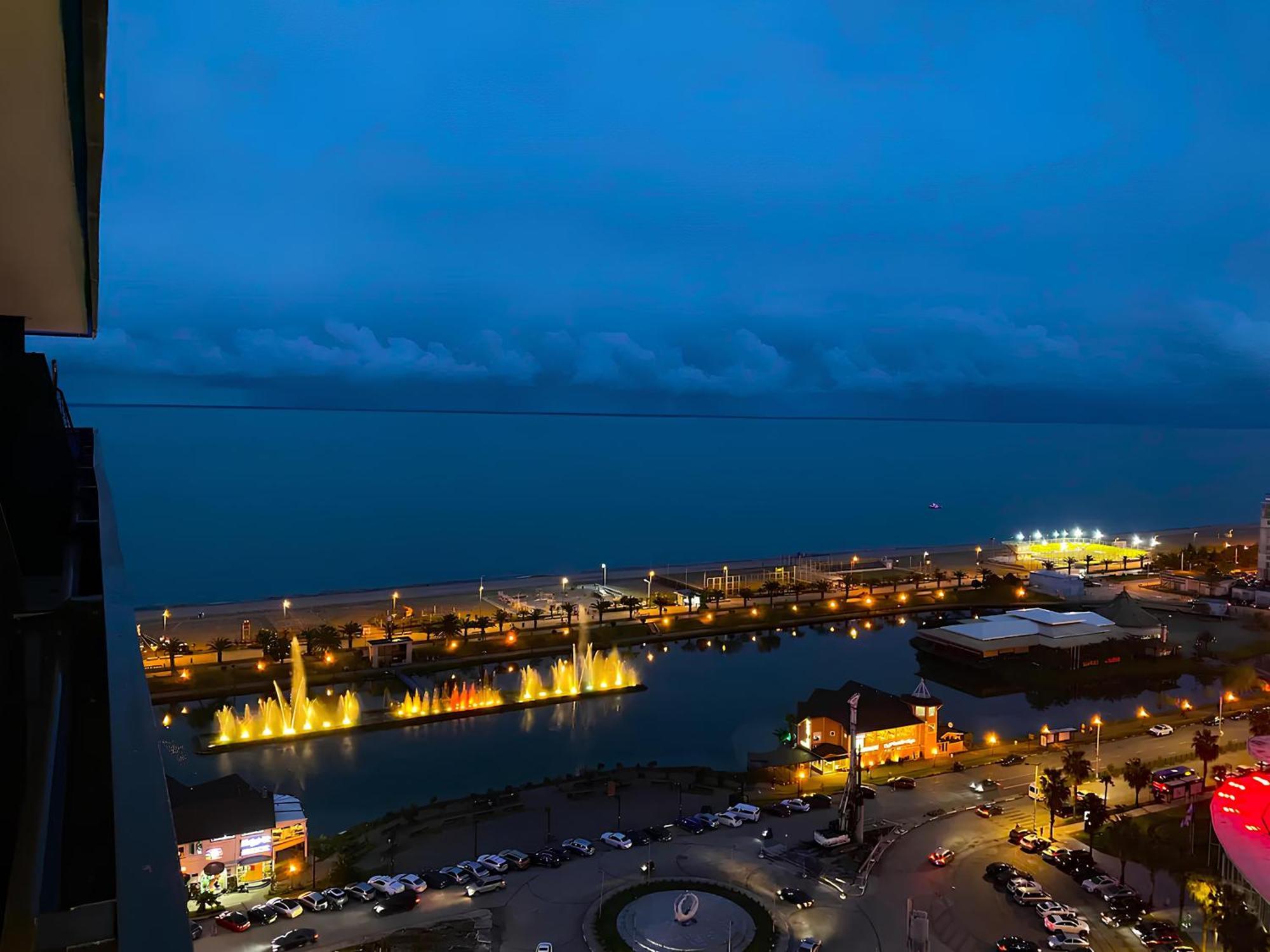 Orbi Panoramic Aparthotel Батуми Экстерьер фото